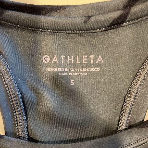 Athleta tank  - Picture 5 of 7